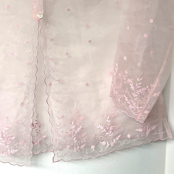 Sheer Blouse Tunic Light Pink Embroidered Button Up Floral Scallop Edges Sz L - Picture 9 of 13